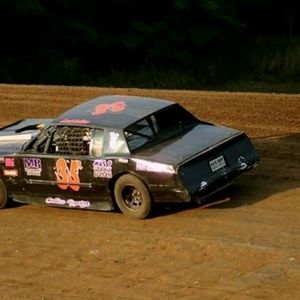 Meet your Posher, Levi